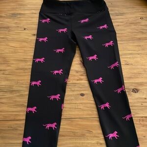 NWOT- Noli pink tiger leggings size medium